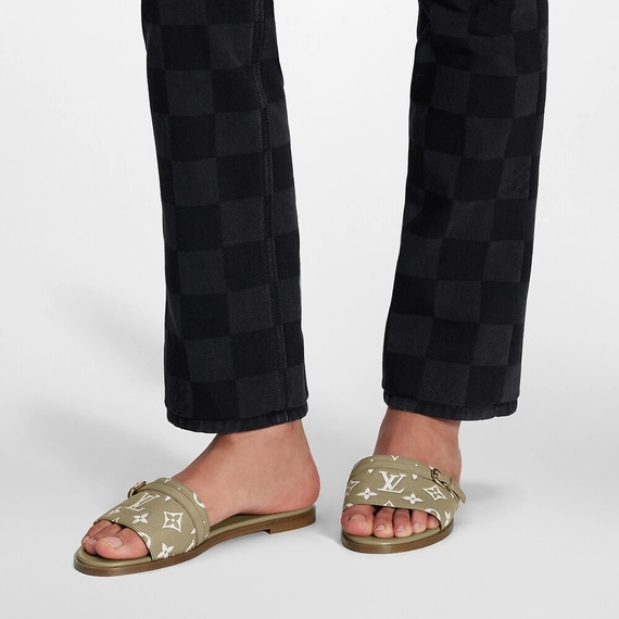 Louis Vuitton Lock It Flat Mule