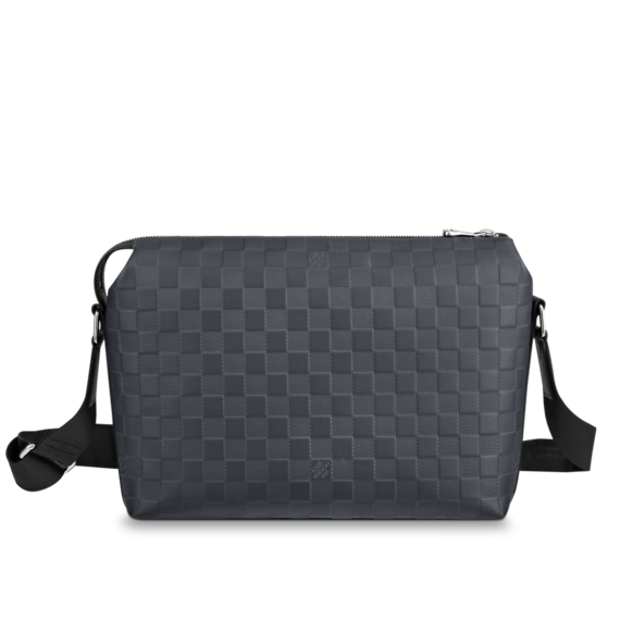 Louis Vuitton DISCOVERY MESSENGER PM