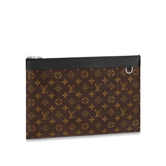 Louis Vuitton Discovery Pochette GM