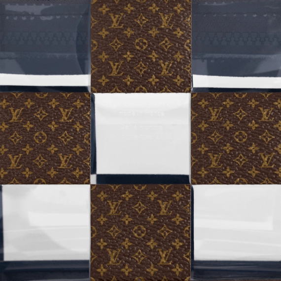 Louis Vuitton Standing Pouch