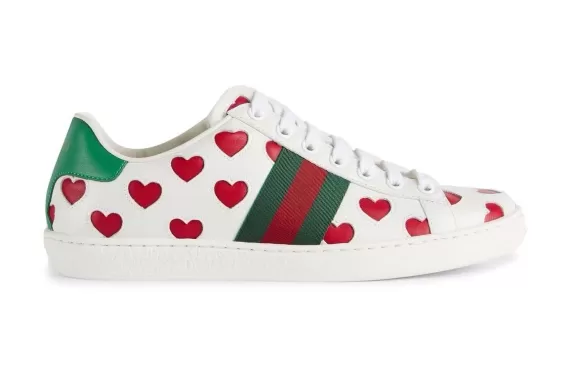 Gucci Ace lace-up sneakers heart print white/green/red