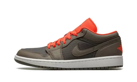 Air Jordan 1 Low SE - Black / Olive/ Bright Crimson