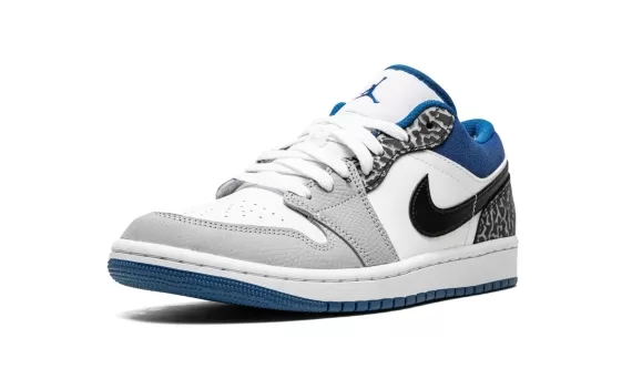 Jordan 1 Low SE - True Blue