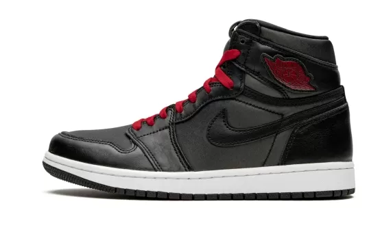 Air Jordan 1 Retro High OG - Black Satin/Gym Red