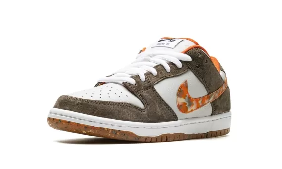 SB Dunk Low Pro QS - CRUSHED DC