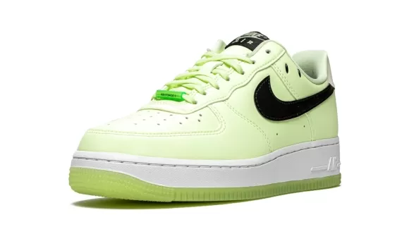 Air Force 1 Low '07 LX Glow in the Dark - Have a Nike Day