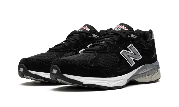 990V3 - Black / White