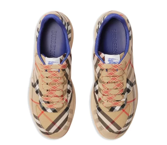 Box checked beige sneakers